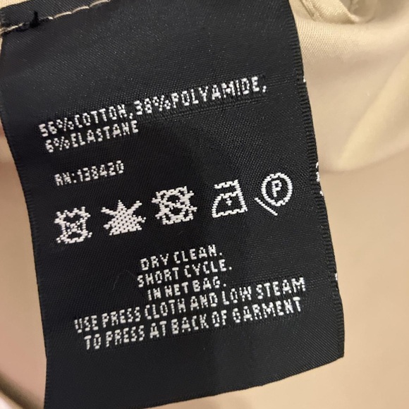 Lovely spring swing coat with Embellished Buttons - Picture 5 of 6